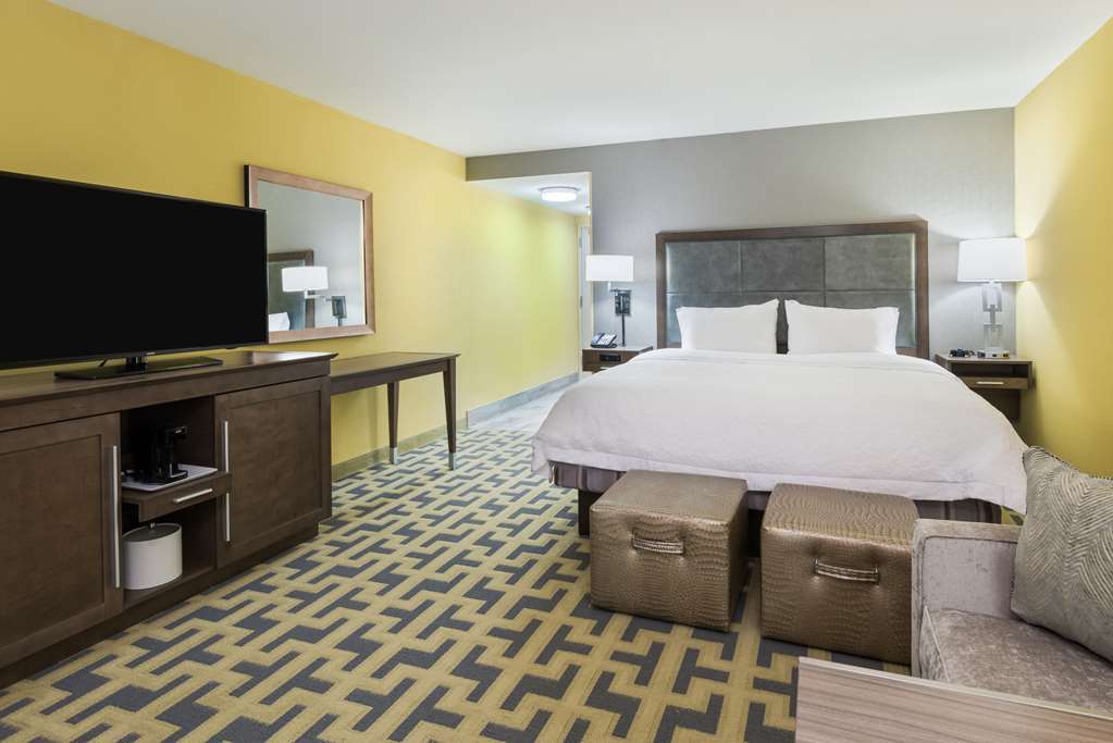 Hampton Inn & Suites Atlanta Buckhead Place Værelse billede