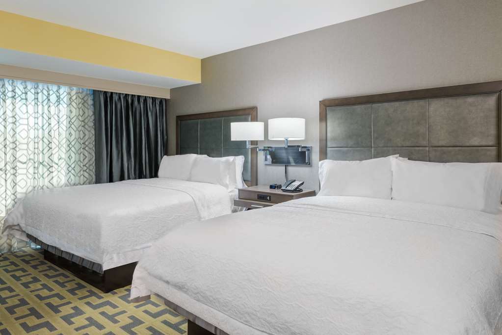 Hampton Inn & Suites Atlanta Buckhead Place Værelse billede